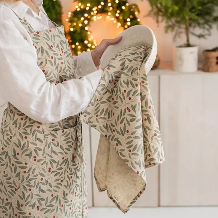 Mistletoe Dish Towel